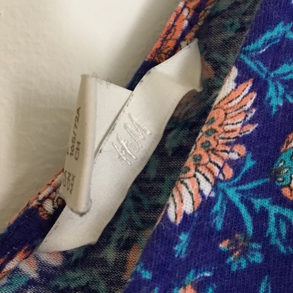 Flowery romper - Picture 4 of 5